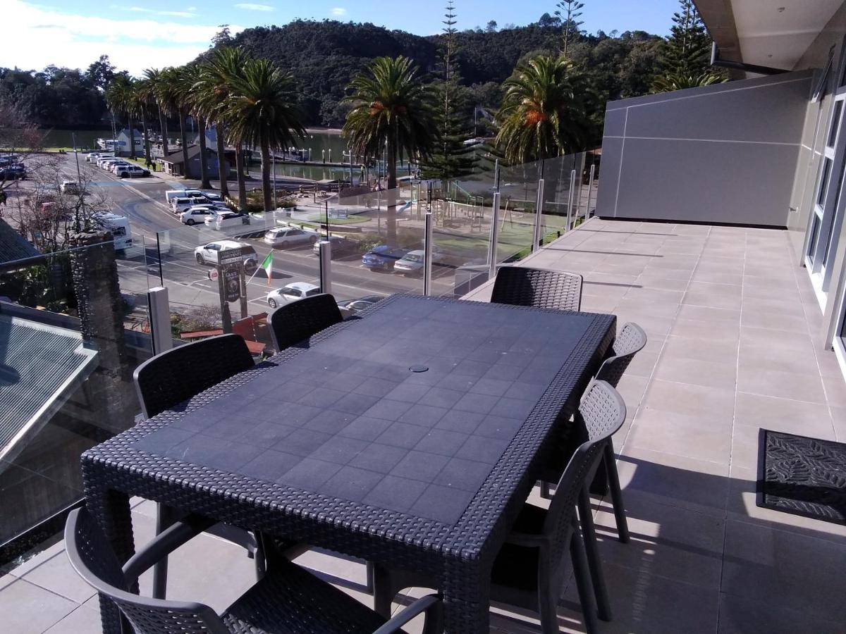 Esplanade Apartments Whitianga Exterior photo