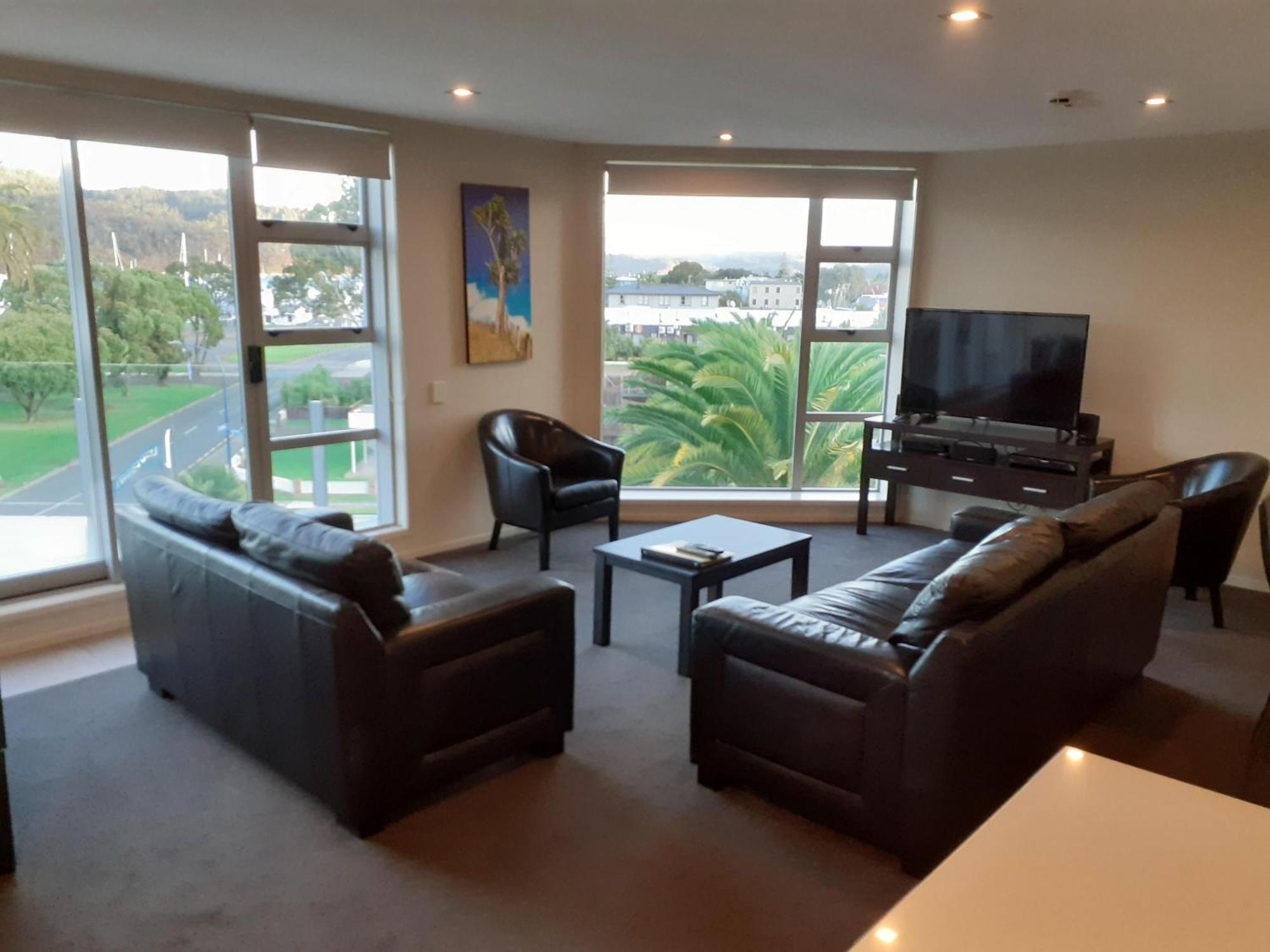 Esplanade Apartments Whitianga Exterior photo