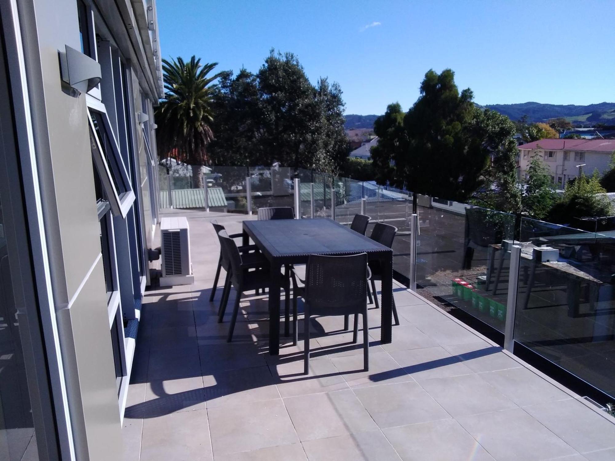 Esplanade Apartments Whitianga Exterior photo