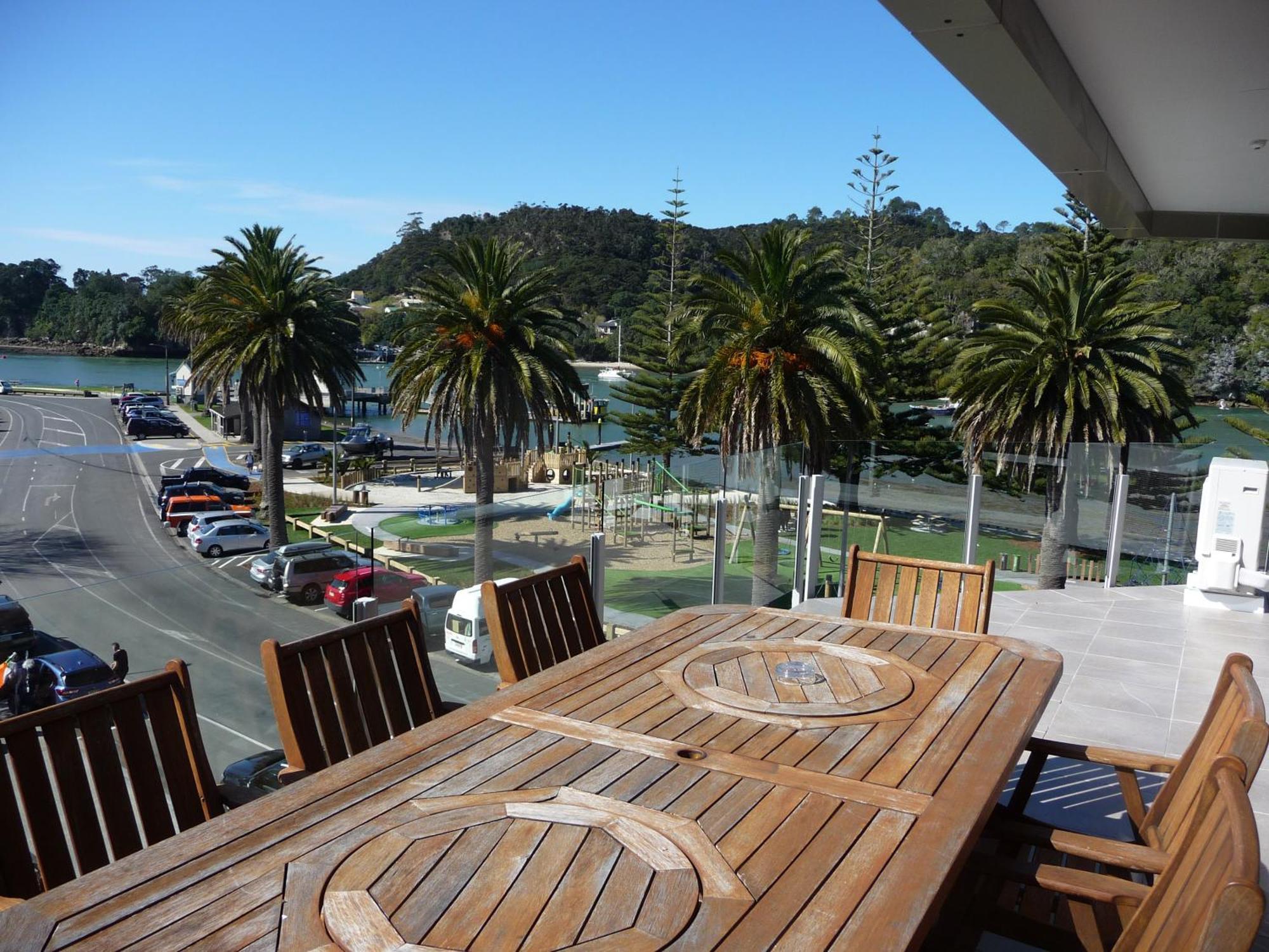 Esplanade Apartments Whitianga Exterior photo